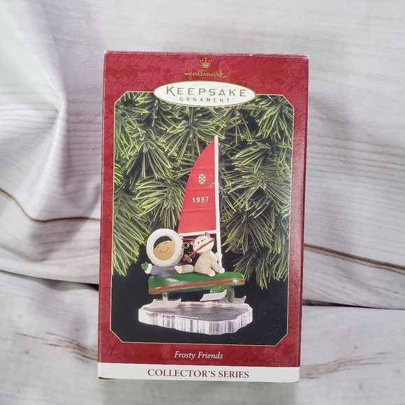 Hallmark Frosty Friends 1997 Ornament Eskimo Husky Dog On Iceboat With Box - Picture 1 of 11
